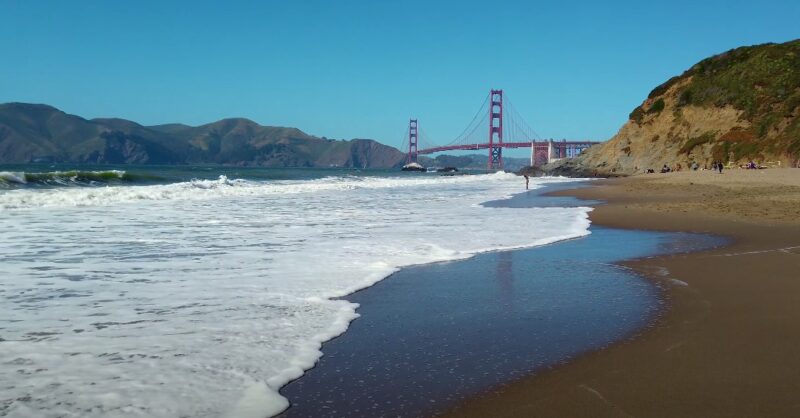 Is Baker Beach San Francisco Crowded