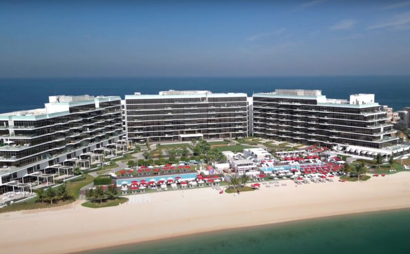 Th8 Palm Dubai Beach Resort